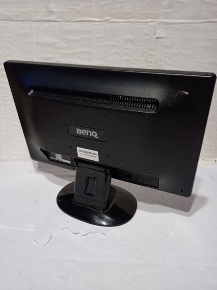 Комплект ПК Б-клас: Fujitsu Esprimo E500 E85+ SFF / Intel Core i3-2120 (2 (4) ядра по 3.3 GHz) / 8 GB DDR3 / 250 GB HDD / Intel HD Graphics 2000 / DVD-ROM + Монітор BenQ G2020HD / 20" (1600x900) TN / 1x DVI, 1x VGA / VESA 100x100 б/в | Зображення 5