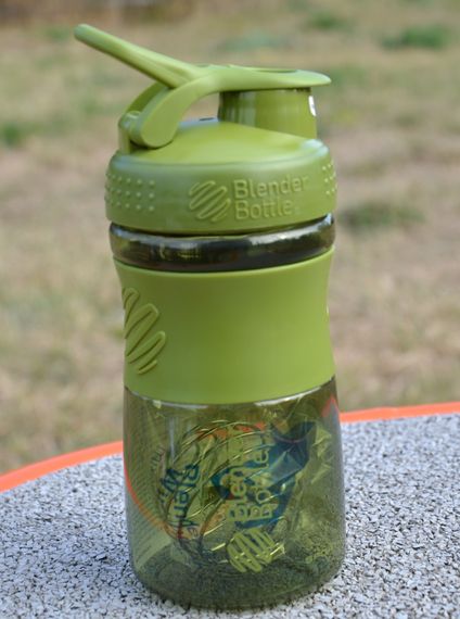 Спортивний шейкер (пляшка) BlenderBottle SportMixer Flip 20oz/590ml Moss Green | Зображення 5
