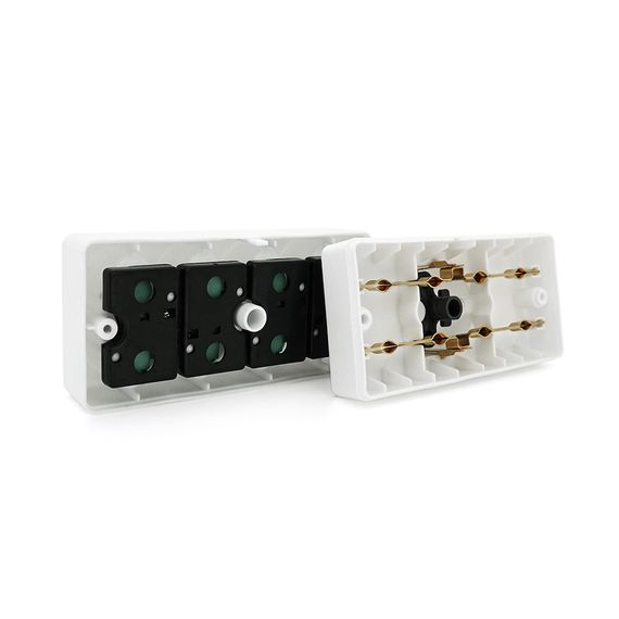 Розетка 4-х місна без заземлення SQ-ZDB01/4, 4x2.5A(10A) 250V~Max, 2300W, White | Зображення 3