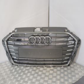 Решітка радіатора Audi S3 8V 2017-2024 рестайлінг Решітка переднього бампера Ауді с3 8в 8V3853651AC