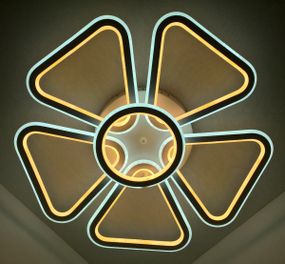 Люстра світлодіодна стельова LED світильник для квартири на стелю лед 25573 Білий 10х62х62 см.