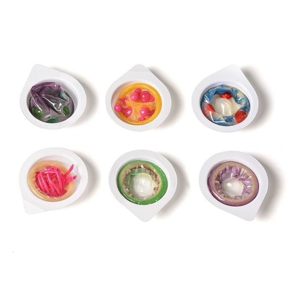 Насадка на член Recare Pink Monster Spike Condom (презерватив з кульками та вусиками) | Зображення 5