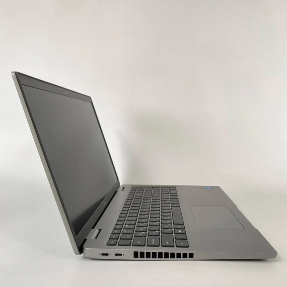 Ультрабук Dell Latitude 5520 / 15.6" (1920x1080) IPS / Intel Core i5-1135G7 (4 (8) ядра по 2.4 - 4.2 GHz) / 16 GB DDR4 / 256 GB SSD / Intel Iris Xe Graphics / HDMI / WebCam б/у + Подарок Беспроводная мышь / USB | Зображення 3