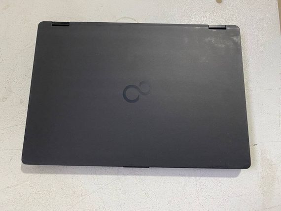 Нетбук Б-класс Fujitsu LifeBook U728 / 12.5" (1920x1080) TN / Intel Core i5-8350U (4 (8) ядра 1.7 - 3.6 GHz) / 8 GB DDR4 / 256 GB SSD / Intel UHD Graphics 620 / WebCam б/у | Зображення 7