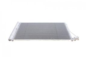 Радиатор кондиционера BMW 5 F10 11-16 06005490