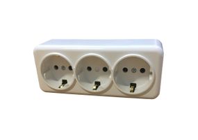 Розетка внешней установки 3-я з/к белая IP20 Lemur Ny95000986