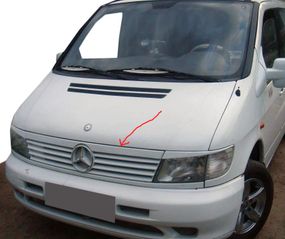 Полоска на решетку (пластик) Черный мат для Mercedes Vito W638 1996-2003 гг
