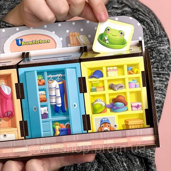 Деревянная настольная игра "Шкафы с одеждой" Ubumblebees (ПСД061) PSD061 сортер-комодик | Зображення 1