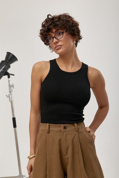 Приталена однотонна майка в рубчик - чорний цвет, ONE SIZE (є розміри)