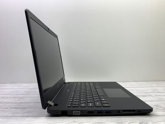 Ультрабук Б-клас Acer TravelMate P214-52 / 14" (1920x1080) TN / Intel Core i3-10110U (2 (4) ядер по 2.1 - 4.1 GHz) / 8 GB DDR4 / 120 GB SSD / Intel UHD Graphics / WebCam б/в | Зображення 3