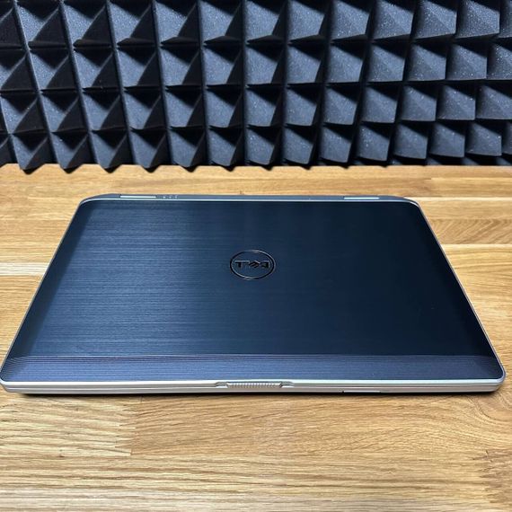 Ноутбук Dell Latitude E6430 / 14" (1600x900) TN / Intel Core i7-3740QM (4 (8) ядра по 2.7 - 3.7 GHz) / 8 GB DDR3 / 256 GB SSD / nVidia NVS 5200M, 1 GB GDDR5, 64-bit / WebCam б/в | Зображення 6