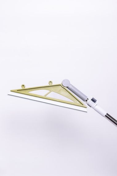 Трикутна швабра з металевою ручкою та гумовою кромкою для плитки, ламінату, лінолеуму, вологого прибирання HP-35015-38 | Зображення 4