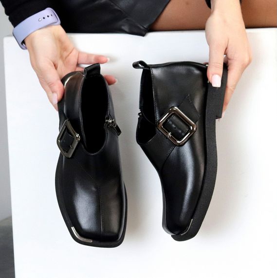 Дизайнерські чорні туфлі натуральна шкіра квадратний носик