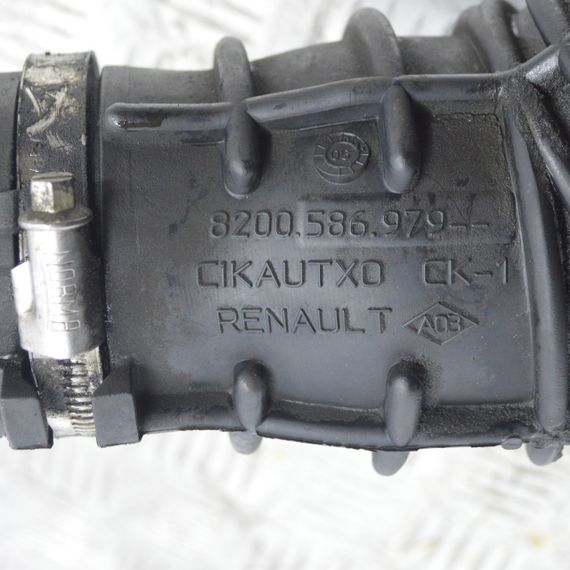 Патрубок повітряного фільтра 2.0 DCI Renault Trafic Opel Vivaro Рено Трафік Опель Віваро 8200586979 | Зображення 3
