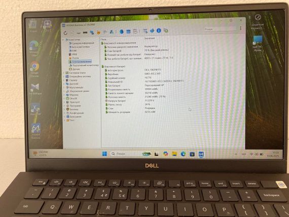 Ультрабук Б-класс Dell Vostro 5402 / 14" (1920x1080) TN / Intel Core i5-1135G7 (4 (8) ядра по 2.4 - 4.2 GHz) / 8 GB DDR4 / 512 GB SSD M.2 / Intel Iris Xe Graphics / WebCam б/у | Зображення 3