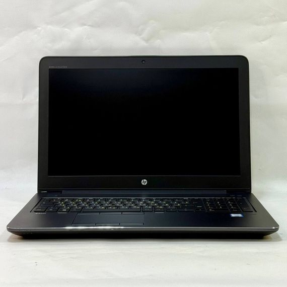 Мобильная рабочая станция Б-класс HP ZBook 15 G3 / 15.6" (1920x1080) IPS / Intel Core i7-6820HQ (4 (8) ядра по 2.7 - 3.6 GHz) / 16 GB DDR4 / 256 GB SSD / nVidia Quadro M1000M, 2 GB GDDR5, 128-bit / WebCam / Windows 10 Pro б/у | Зображення 2
