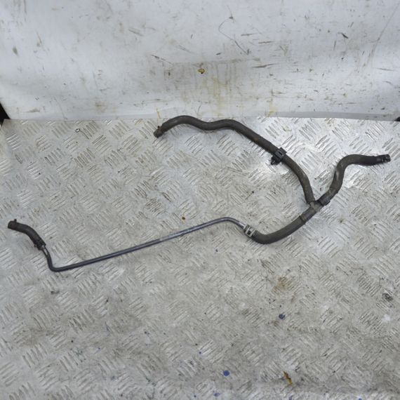 Патрубок системи охолодження Seat Ibiza Leon Toledo 2012-2024 Трубка провід води Сеат 04E121064E