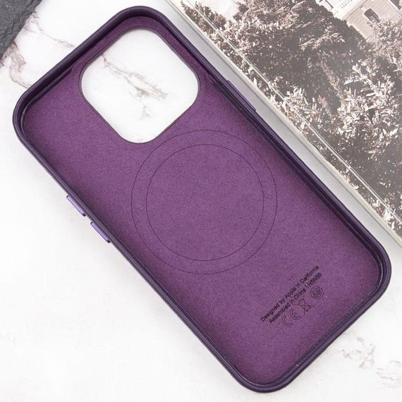 Шкіряний чохол Leather Case (AAA) with MagSafe and Animation для Apple iPhone 15 Pro (6.1") Dark Purple | Зображення 2
