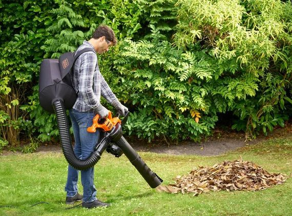 Садовий пилосос електричний Black&Decker BEBLV290 | Зображення 4