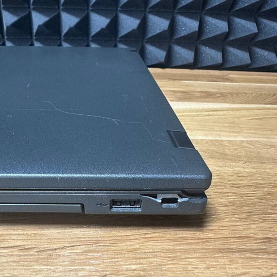 Ноутбук Б-клас Lenovo ThinkPad L440 / 14" (1366x768) TN / Intel Core i5-4200M (2 (4) ядра по 2.5 - 3.1 GHz) / 8 GB DDR3 / 128 GB SSD / Intel HD Graphics 4600 б/в | Зображення 2