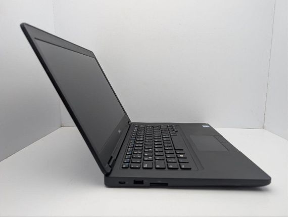 Ноутбук Dell Latitude 5490 / 14" (1920x1080) IPS / Intel Core i5-8250U (4 (8) ядра по 1.6 - 3.4 GHz) / 8 GB DDR4 / 500 GB HDD / Intel UHD Graphics 620 б/у | Зображення 3
