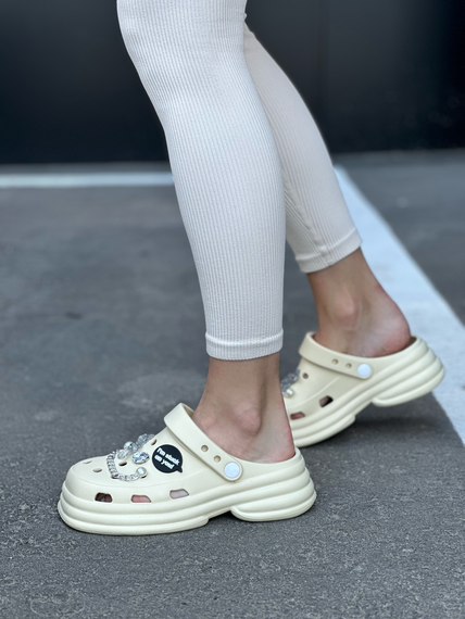 жіночі тапки