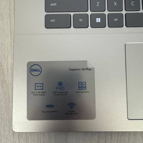 Игровой ноутбук Dell Inspiron 7630 / 16" (2560x1600) IPS / Intel Core i7-13700HX (16 (24) ядер по 2.1 - 5.0 GHz) / 16 GB DDR5 / 512 GB SSD / nVidia GeForce RTX 4060, 8 GB GDDR6, 128-bit / WebCam б/у | Зображення 3