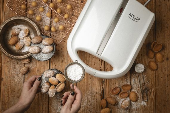 Горішниця електрична Adler AD 3039 XL біла, форма для горішків з антипригарним покриттям | Зображення 7