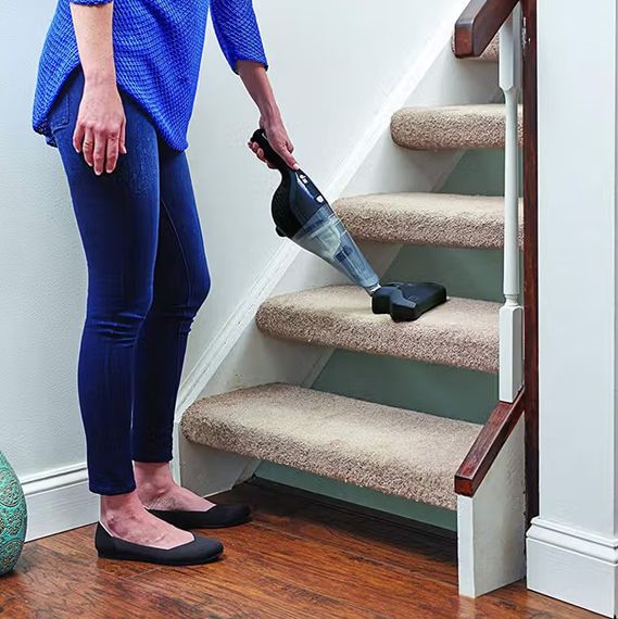 Пилосос акумуляторний Black&Decker NSVA315J | Зображення 1