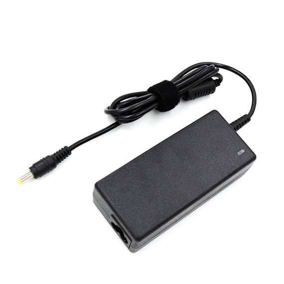 Імпульсний адаптер живлення XY-1420 14V 2А (28Вт)  штекер 5.5 / 2.5 довжина 0,5 м