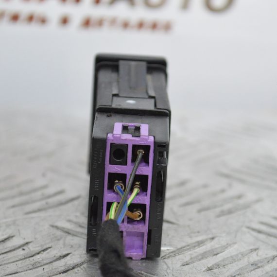 Кнопка обігріву заднього скла Ford Galaxy WGR 1995-2006 Форд Галаксі 7M5959621A YM2118C621CAW | Зображення 1