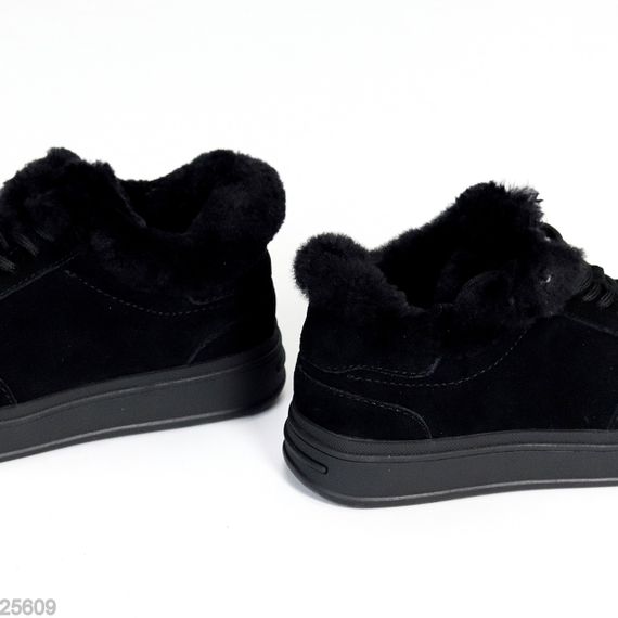 Класні Чорні зимові кросівки натуральна замша опушка цигейка | Зображення 1