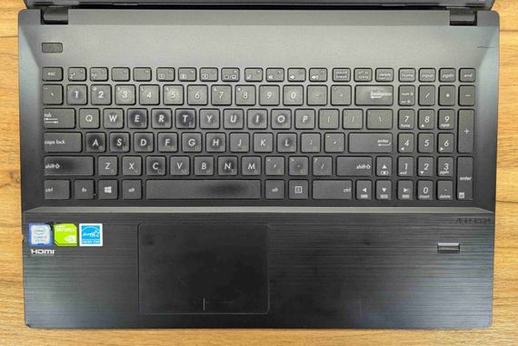 Ноутбук Asus Pro P2540U / 15.6" (1920x1080) IPS / Intel Core i7-8550U (4 (8) ядра по 1.8 - 4.0 GHz) / 20 GB DDR4 / 256 GB SSD / nVidia GeForce MX110, 2 GB GDDR5, 64-bit / WebCam / TouchID / Windows 10 б/в + Подарунок Бездротова миша / USB | Зображення 2