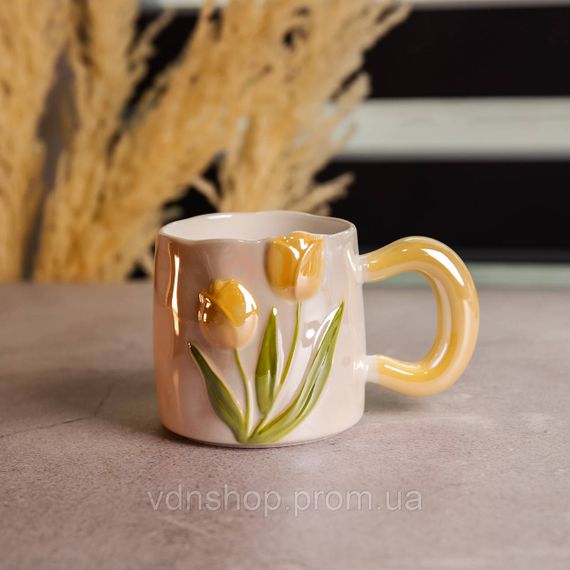 Новорічна порцелянова чашка для чаю та кави "Ніжний Тюльпан" з 3D-декором 400 мл, святкова кружка чашка на подарунок Помаранчевий