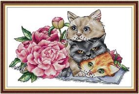 Набор для вышивания по нанесённой на канву схеме "Three kittens with flowers". AIDA 14CT printed 30*19 см