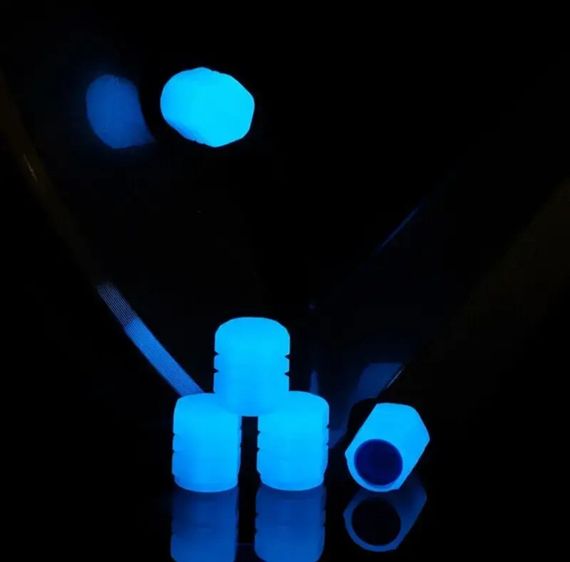 Сині флуоресцентні (неонові) ковпачки на ніпель для велосипеда, машини, мотоцикла, самоката Синій | Зображення 5