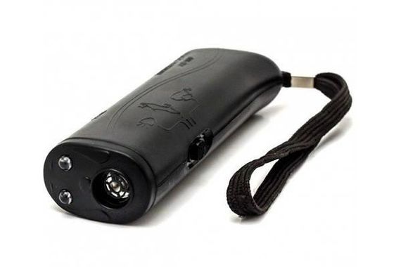 Ультразвуковий відлякувач собак з ліхтарем AD-100 black