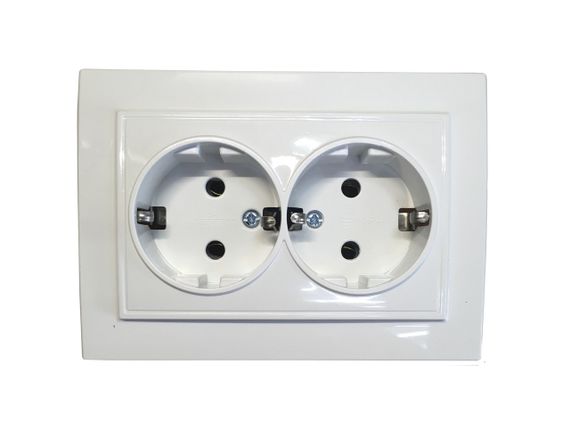 Розетка внутрішній установки 2-а з/к біла IP20 Malta Ny95000967 | Зображення 1