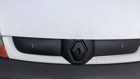 Зимова верхня накладка на решітку 2007-2015, Глянцева для Renault Trafic рр | Зображення 2