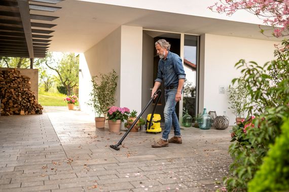 Пылесос профессиональный аккумуляторный Karcher WD 2-18 1.628-500.0 | Зображення 8