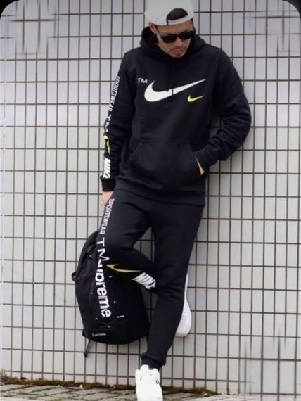 Чоловічий спортивний костюм Nike