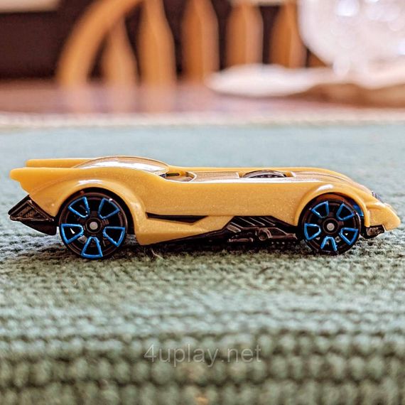 Набор из 5-ти машинок Хот Вилс Бэтмен Оригинал Hot Wheels Batman Бэтмобиль, Пингвин, Мистер Фриз | Зображення 4