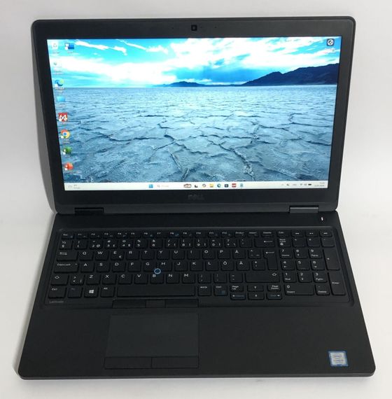 Ігровий ноутбук Dell Latitude 5580 / 15,6" (1920x1080) IPS / Intel Core i5-7440HQ (4 ядра по 2,8 - 3,8 ГГц) / 8 ГБ DDR4 / 256 ГБ SSD / nVidia GeForce 940MX, 2 ГБ GDDR5, 64-біт / Веб-камера б/в | Зображення 1
