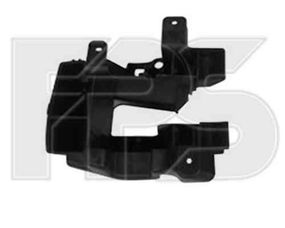 Крепеж заднего бампера Renault Logan MCV 08-12, левый  8450000389