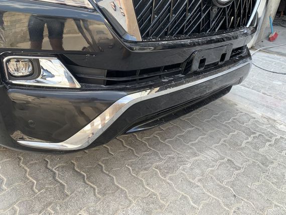 Комплект обвісів 2016-2024 (Executive 2016) Чорний колір для Toyota Land Cruiser 200 | Зображення 2