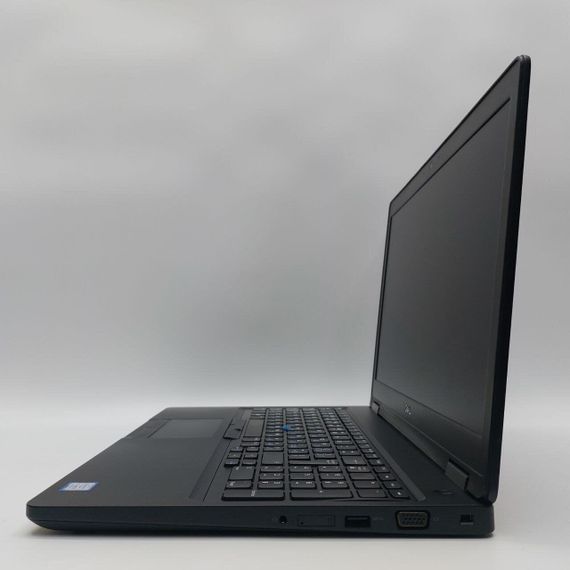 Ноутбук Dell Latitude 5590 / 15.6" (1920x1080) TN / Intel Core i5-8350U (4 (8) ядра по 1.7 - 3.6 GHz) / 16 GB DDR4 / 256 GB SSD NVMe / Intel UHD Graphics 620 / WebCam б/у | Зображення 5