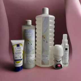 Подарочный набор «Нежная забота» Avon Care & Senses | гель для душа, лосьон, кремы для рук и ног, дезодорант-спрей