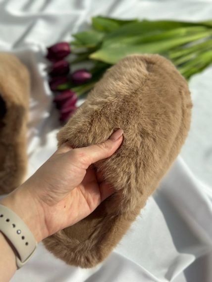 Закриті м'які хутряні коричневі домашні тапочки | Зображення 6
