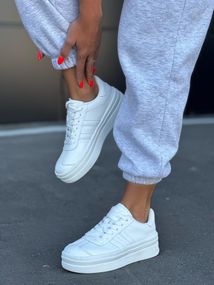 жіночі кеди