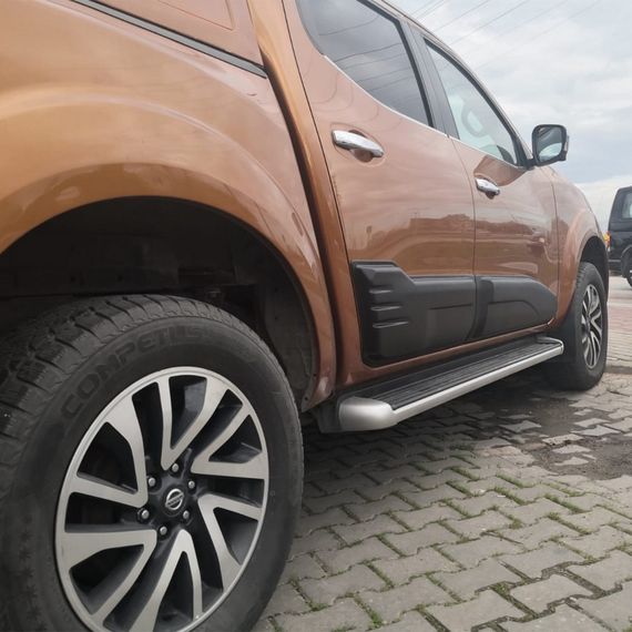 Молдинг на двери (4 шт, ABS) для Nissan Navara/NP300 2016-2024 | Зображення 1